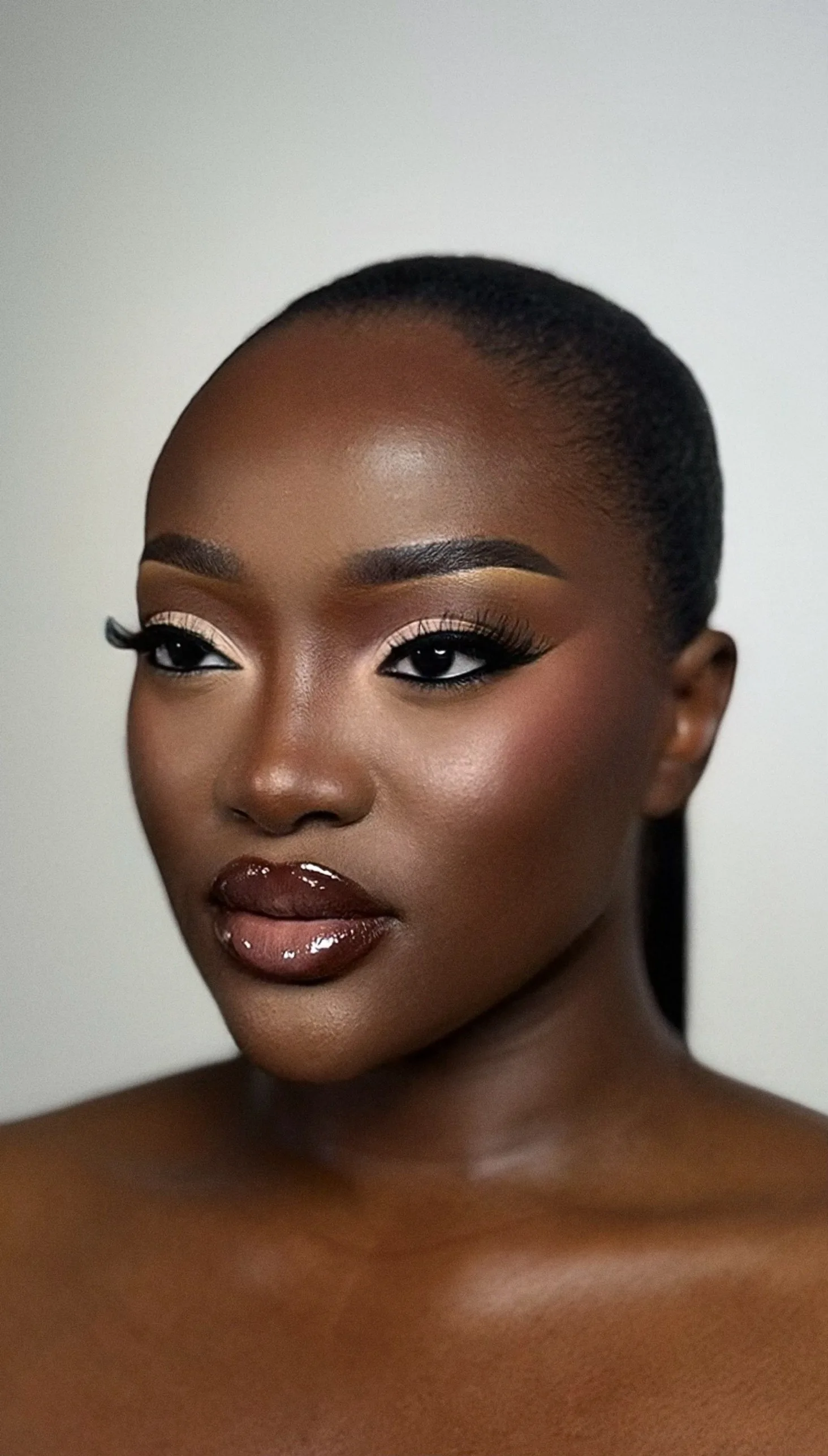 Formation Makeup Artist Soft Glam CMAKEUP BEAUTY — bientôt disponible